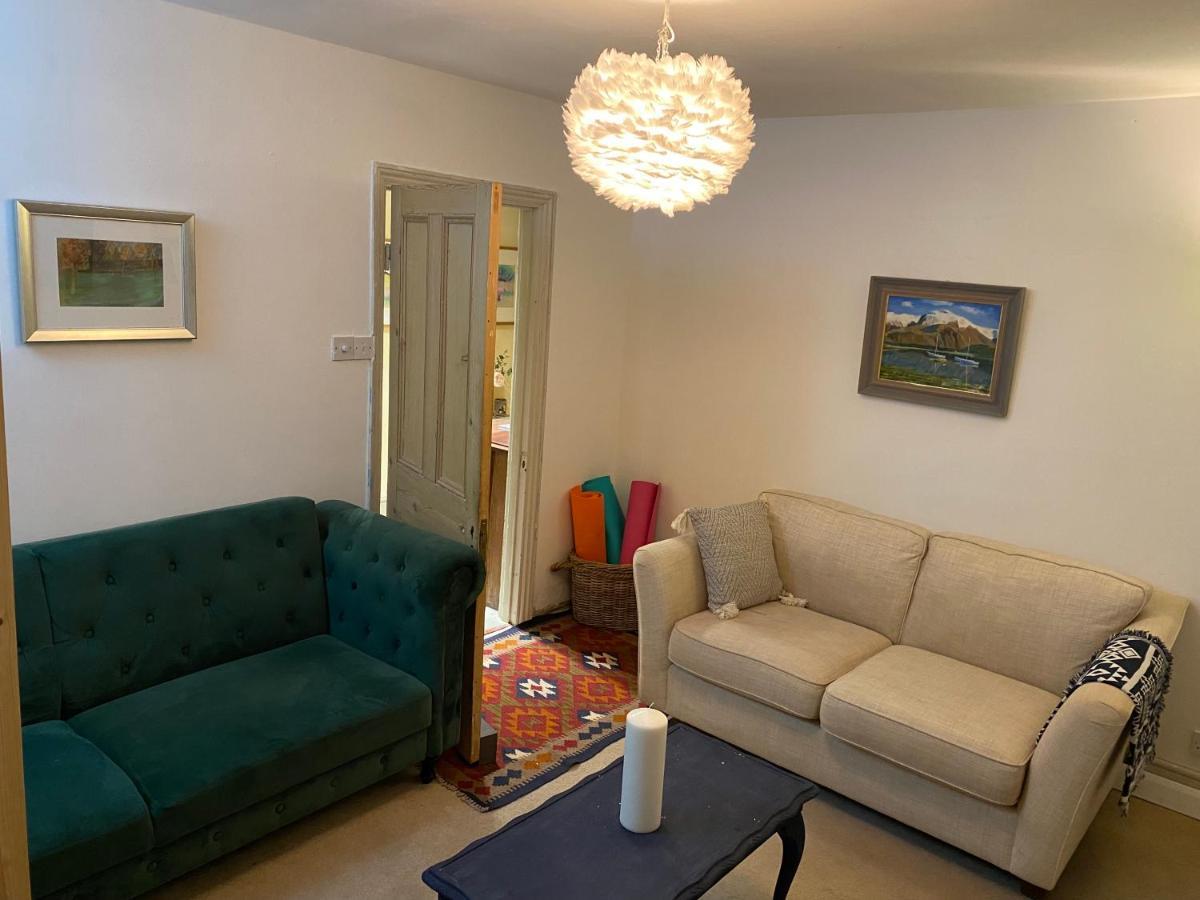 The Dragonfly Bnb, Glastonbury Luaran gambar