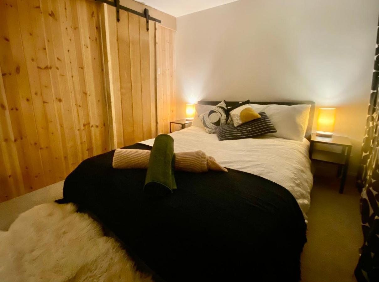 The Dragonfly Bnb, Glastonbury Luaran gambar